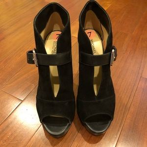 Gorgeous Michael Kors Heels